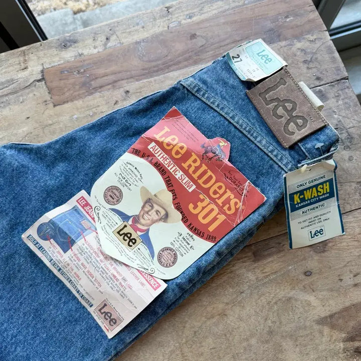 [SOLD OUT] 1990s Lee 데님 (size 27) 미사용 새제품