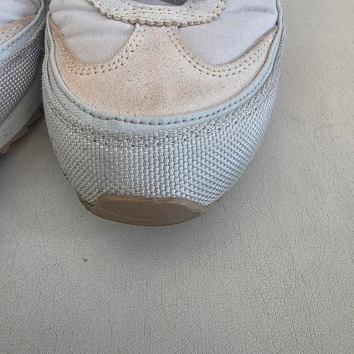 [BUNJANG] Onitsuka Tiger Sinty Sneakers (245) / 오니츠카타이거 스니커즈(245)