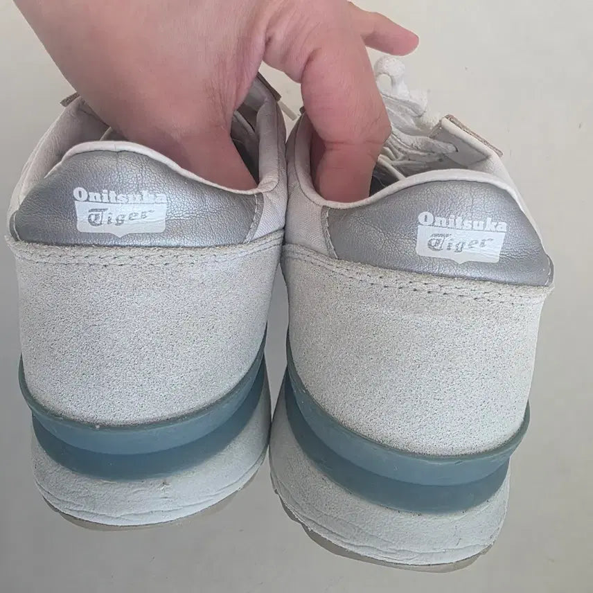 [BUNJANG] Onitsuka Tiger Sinty Sneakers (245) / 오니츠카타이거 스니커즈(245)