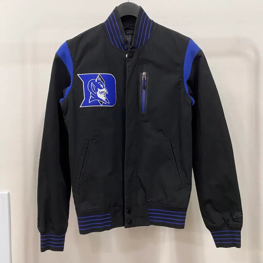 [SOLD OUT] <M> 나이키 듀크 블루 데빌스 봄버 바시티 자켓