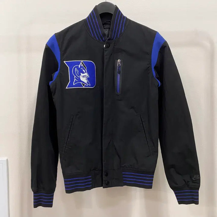 [SOLD OUT] <M> 나이키 듀크 블루 데빌스 봄버 바시티 자켓