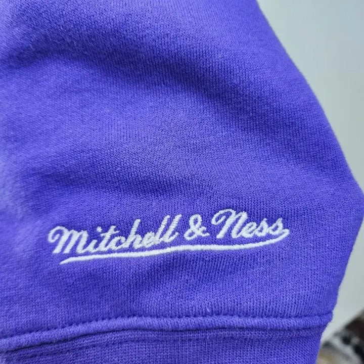 [BUNJANG] Mitchell &amp; Ness Phoenix Suns Head Coach Pullover Hoodie (2XL) / (2XL) 미첼앤네스 남성용 피닉스 선즈 오렌지/퍼플 헤드 코치 풀오버