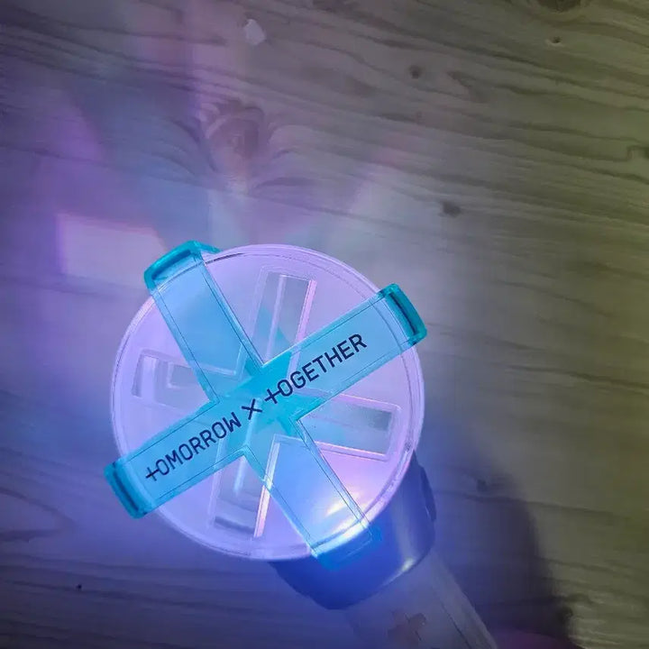 [BUNJANG] Tomorrow X Together Official Lightstick / 투모로우바이투게더 공식 응원봉