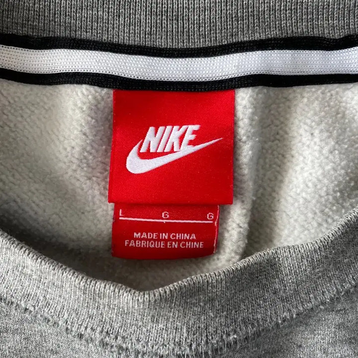 [BUNJANG] Nike Swoosh Sweatshirt (Size L) / L 나이키 스우시 맨투맨 100