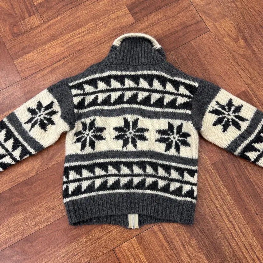 [BUNJANG] M Japan Firstdown Snowflake Pattern Heavy Wool Knit Zip-up Sweater / M 재팬 퍼스트다운 눈꽃 패턴 코위찬 해비 울 니트 집업