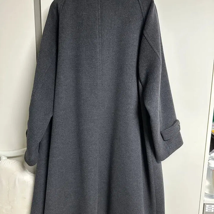[BUNJANG] Brown Yard Balmacaan Coat (Charcoal) - Size 5 / 브라운야드 23fw 발마칸 코트 (차콜) 5사이즈 판매
