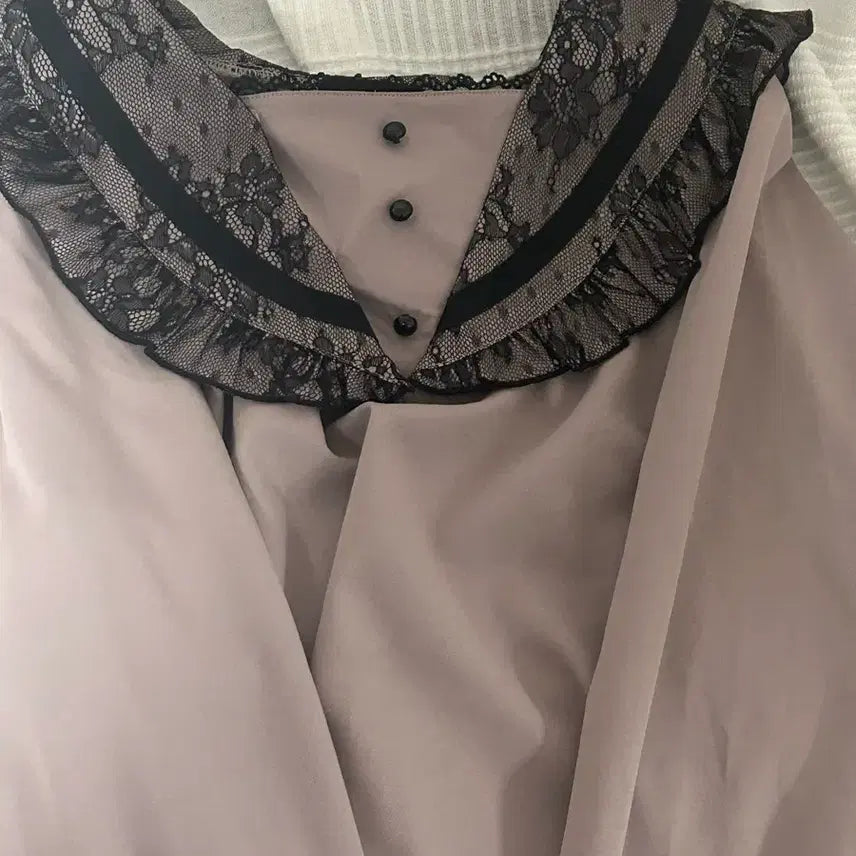 [BUNJANG] ROJITA Long Sleeve Blouse / 로지타 ROJITA 블라우스 긴팔 양지뢰 양산형 지뢰계