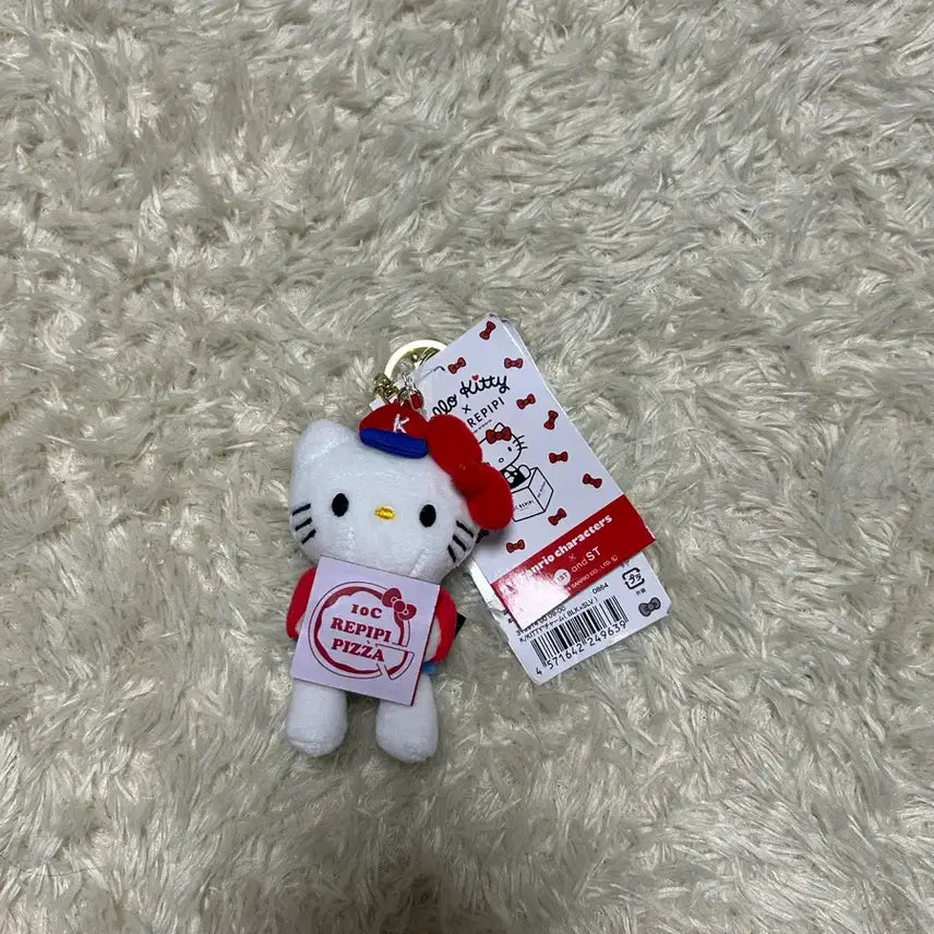[SOLD OUT] (새상품)  REPIPI 산리오 피자 키티 인형 키링