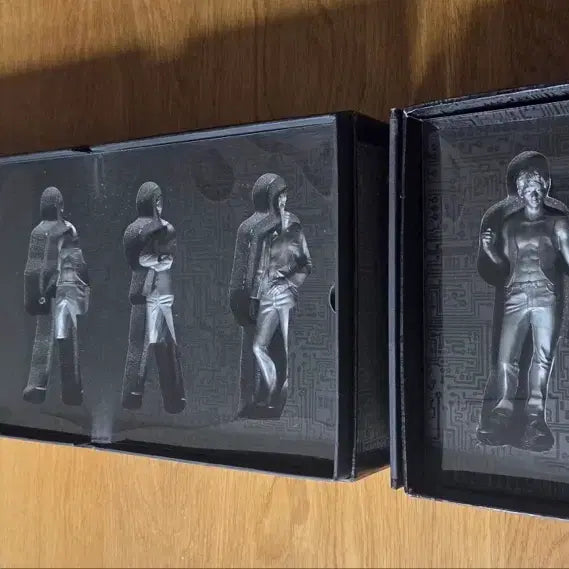 [BUNJANG] 2PM Figure Set Limited Edition / 2PM 피규어 세트 한정판