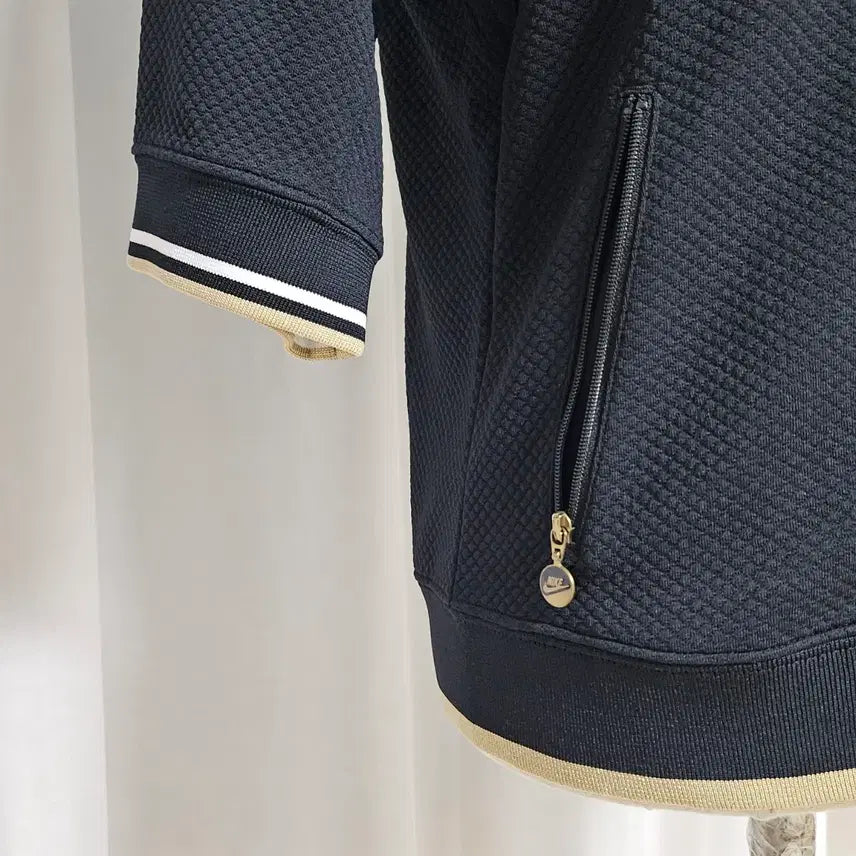 [BUNJANG] Nike Short Sleeve Zip-Up Jumper / 나이키 반팔 집업 점퍼