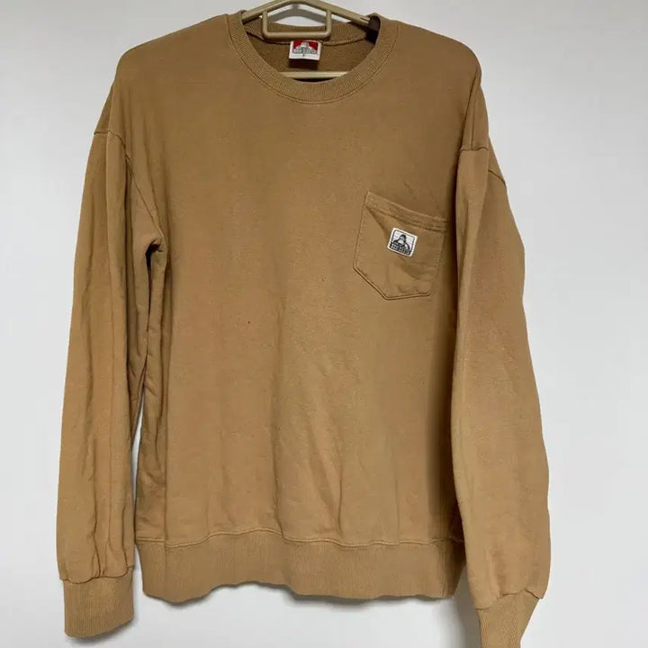 [BUNJANG] Ben Davis Beige Sweatshirt / 벤 데이비스 맨투맨 베이지 100-105