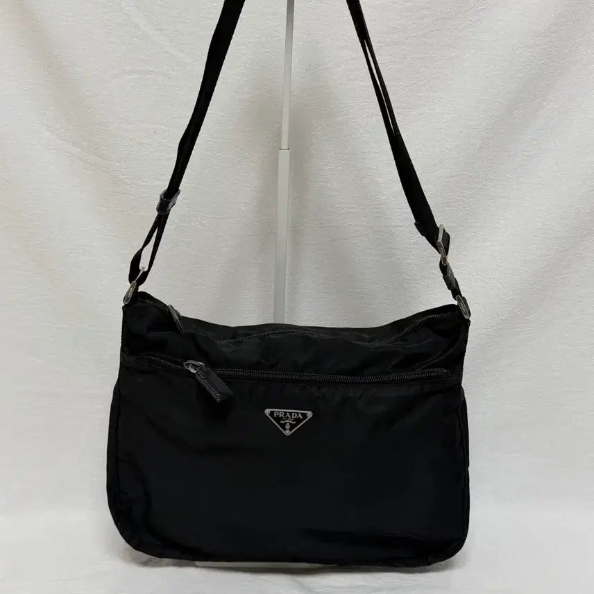 [BUNJANG] Prada Pocono Nylon Crossbody Messenger Bag / 정품 프라다 포코노 나일론 크로스백 숄더백 메선저백 블랙