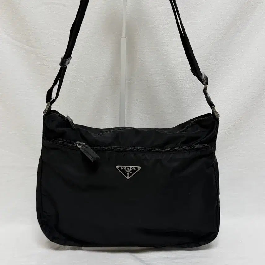 [BUNJANG] Prada Pocono Nylon Crossbody Messenger Bag / 정품 프라다 포코노 나일론 크로스백 숄더백 메선저백 블랙