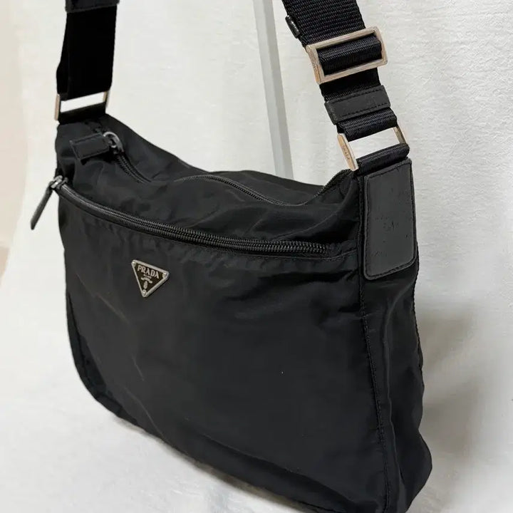 [BUNJANG] Prada Pocono Nylon Crossbody Messenger Bag / 정품 프라다 포코노 나일론 크로스백 숄더백 메선저백 블랙