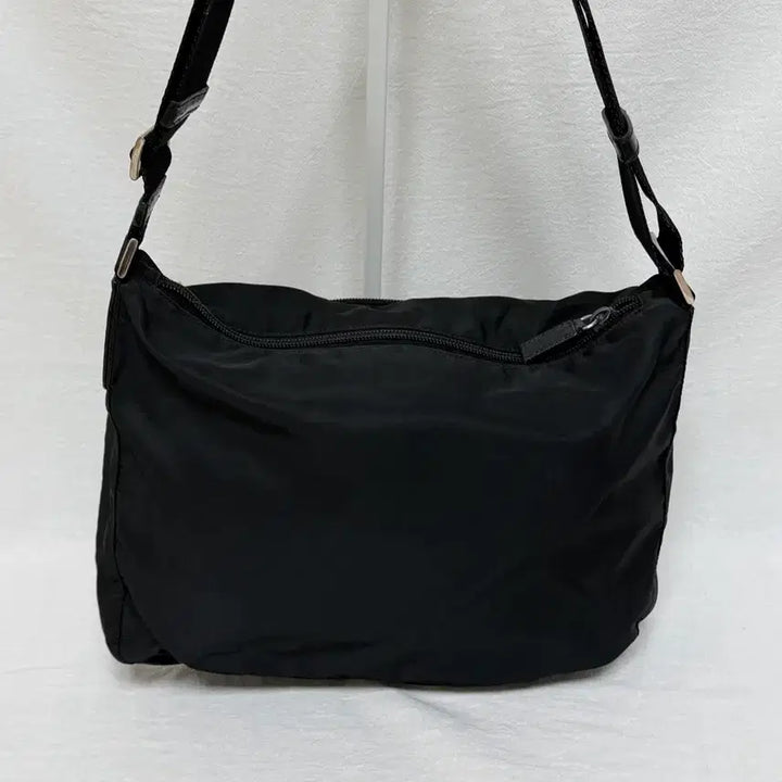 [BUNJANG] Prada Pocono Nylon Crossbody Messenger Bag / 정품 프라다 포코노 나일론 크로스백 숄더백 메선저백 블랙