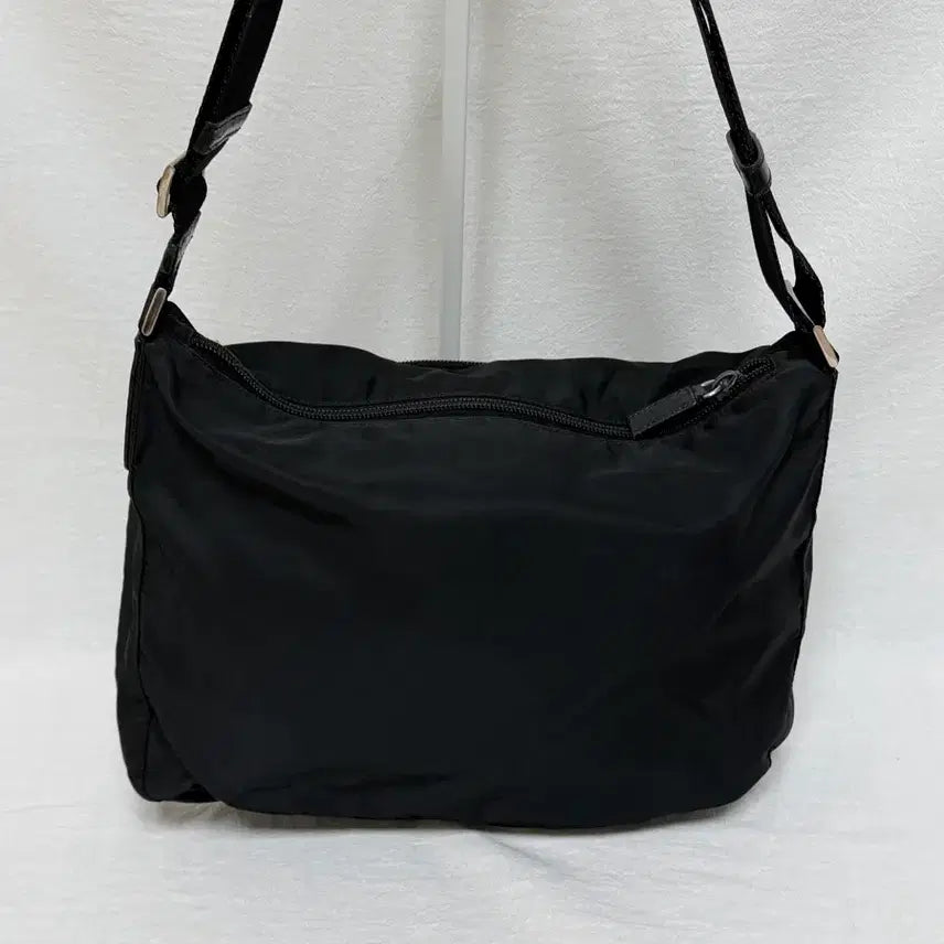 [BUNJANG] Prada Pocono Nylon Crossbody Messenger Bag / 정품 프라다 포코노 나일론 크로스백 숄더백 메선저백 블랙