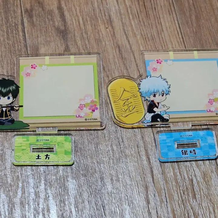 [BUNJANG] Gintama Hijikata and Gintoki Acrylic Memo Stand / 은혼 히지카타 긴토키 메모 아크릴스탠드