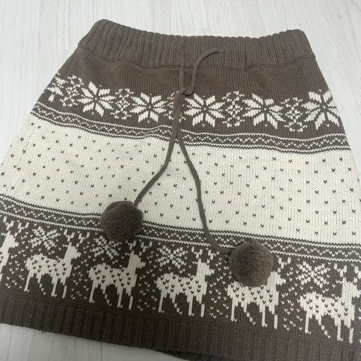 [BUNJANG] Nordic Pom-Pom Snow Pattern Knit Skirt / 노르딕 폼폼 눈꽃 니트 스커트 브라운 로맨틱갸루 모리걸 도트