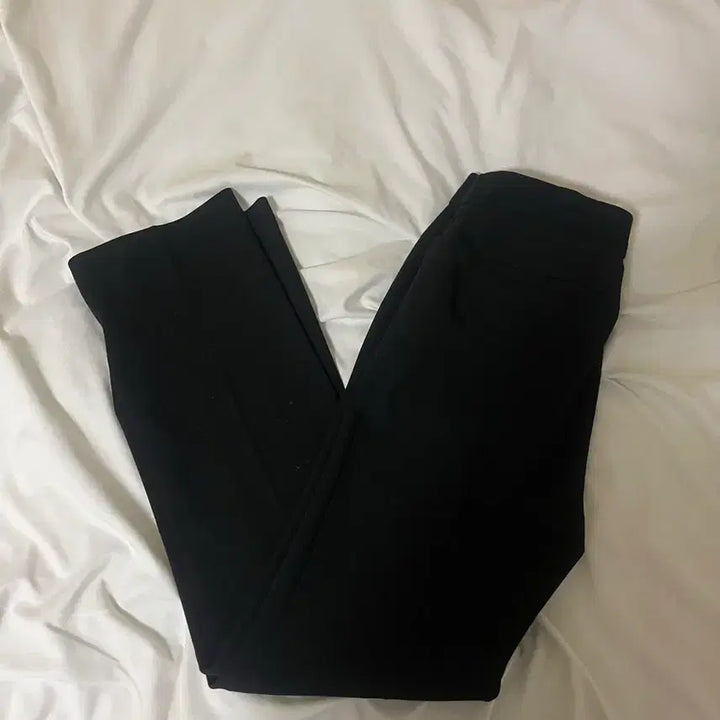 [BUNJANG] Olivia Lauren Bootcut Black Slacks / 올리비아로렌 부츠컷 블랙 슬랙스