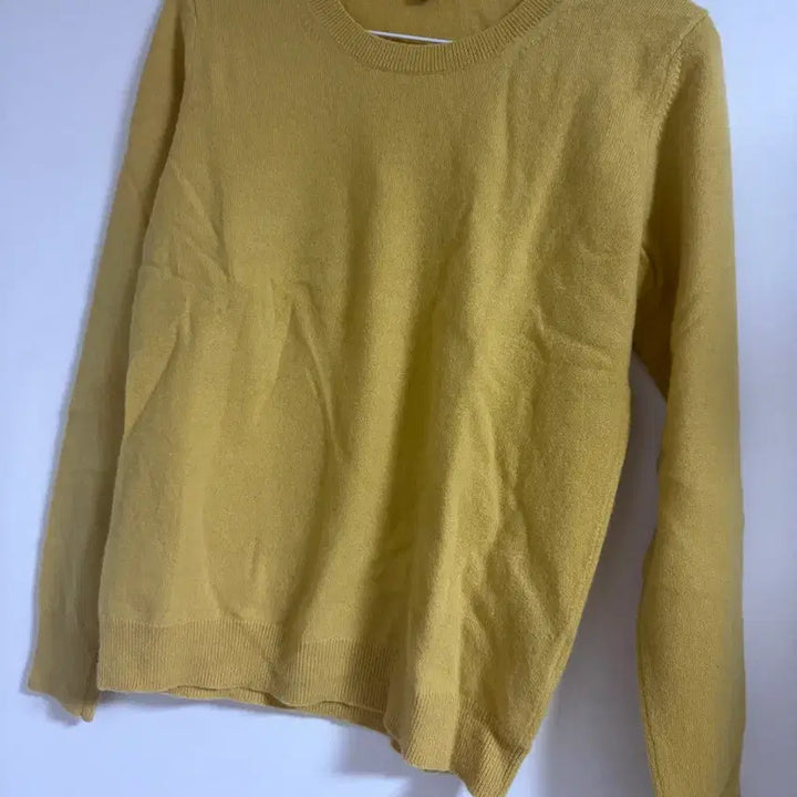 [BUNJANG] Uniqlo Cashmere Knit Yellow / 유니클로 캐시미어 니트 100 옐로우