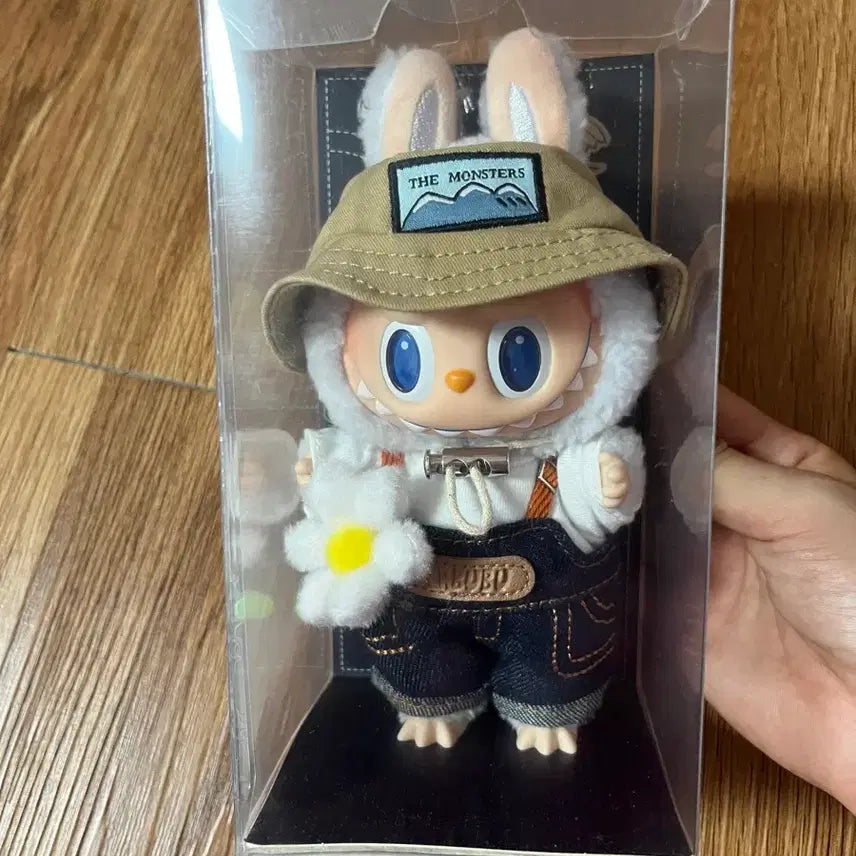 [BUNJANG] Popmart Labubu Spring Blooming Series Keychain / 팝마트 봄에 피는 라부부 시리즈 인형 키링