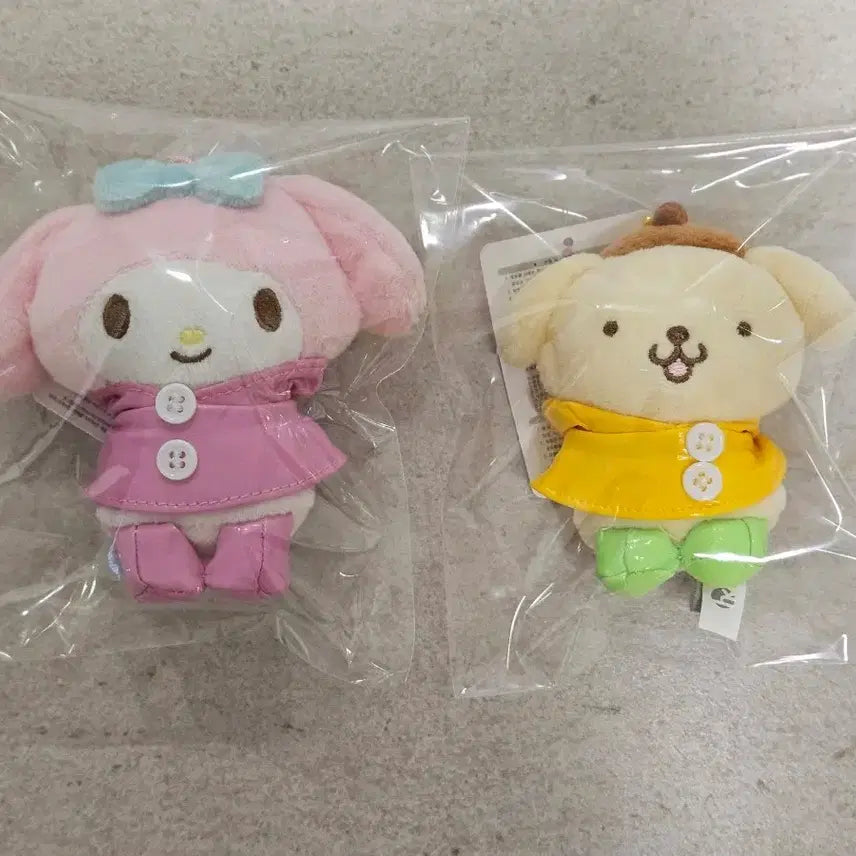 [BUNJANG] Sanrio Pompompurin My Melody Raincoat Plush Keyring / 산리오 우비폼폼푸린 우비마이멜로디인형키링