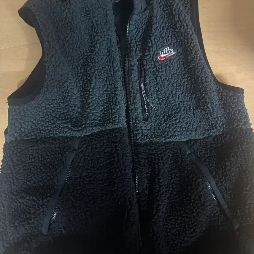 [BUNJANG] Nike Sherpa Fleece Vest / 나이키 후리스 조끼 양털 뽀글이 쉐르파 윈터 베스트 블랙 그레이 L