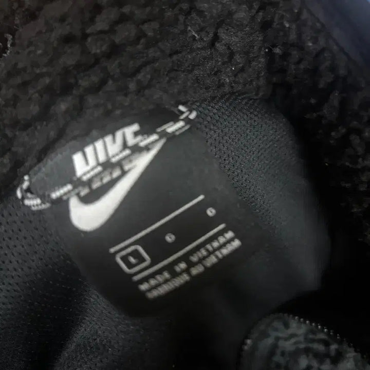 [BUNJANG] Nike Sherpa Fleece Vest / 나이키 후리스 조끼 양털 뽀글이 쉐르파 윈터 베스트 블랙 그레이 L