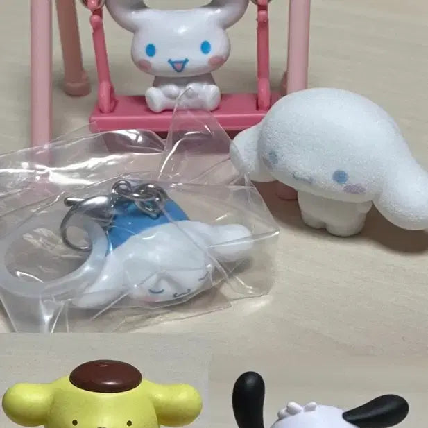 [SOLD OUT] 급처)산리오 시나모롤,폼폼푸린,포챠코 가챠 5종 일괄 양도