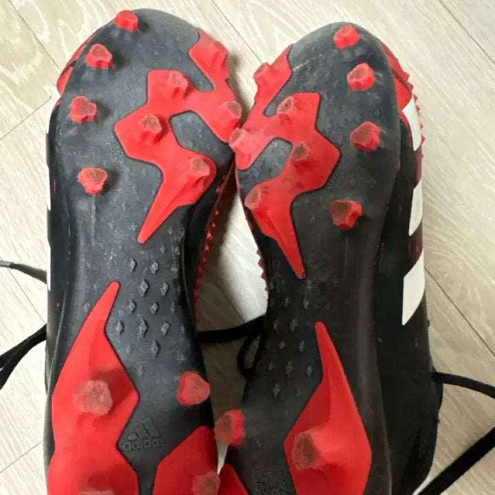 [BUNJANG] Adidas Predator Mutator 20.1 Low FG Soccer Cleats / 아디다스 프레데터 뮤테이터 20.1 Low FG 10만원에 팝니다