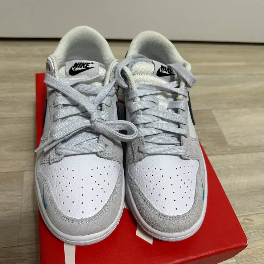 [BUNJANG] Nike Dunk Low Grey Midnight Navy Sneakers / 새제품 나이키 덩크 그레이 미드나잇 네이비 240(US 5.5)
