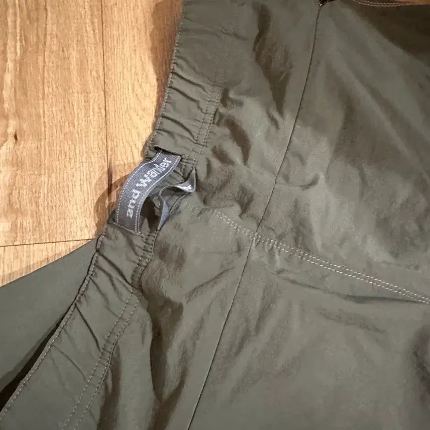 [BUNJANG] and wander Hiking Pants / 앤드원더(and wander) 하이킹 팬츠