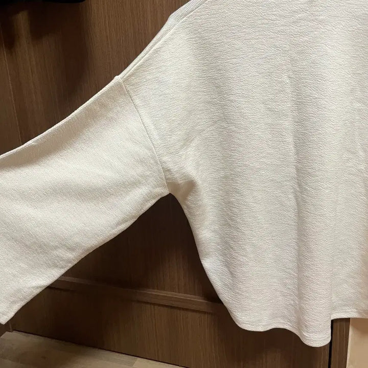 [BUNJANG] Ivory Oversized Sweatshirt / 아이보리 맨투맨