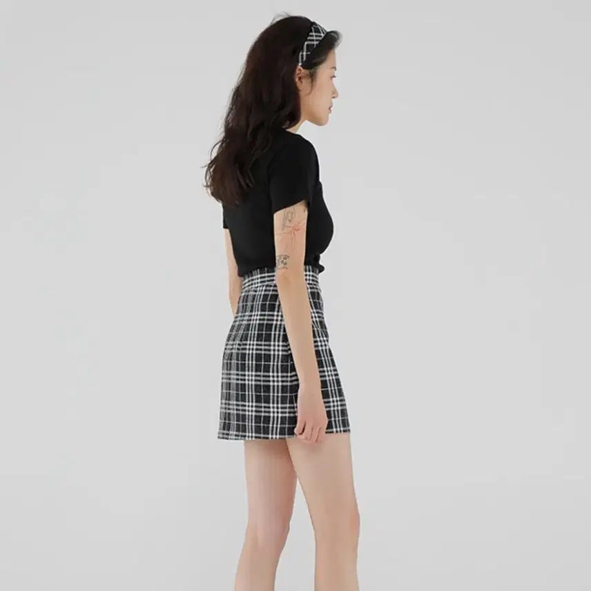 [BUNJANG] QUTIE Glitter Check Mini Skirt / 큐리티 글리터 체크 미니 스커트 치마