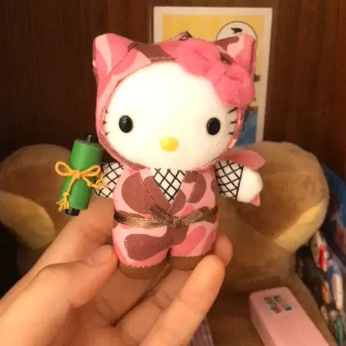 [BUNJANG] 2002 Japanese Classic Ninja Kitty Doll / 초레어! 2002년 일본 고전 닌자 키티 인형 똥사이즈 초미니 초소형