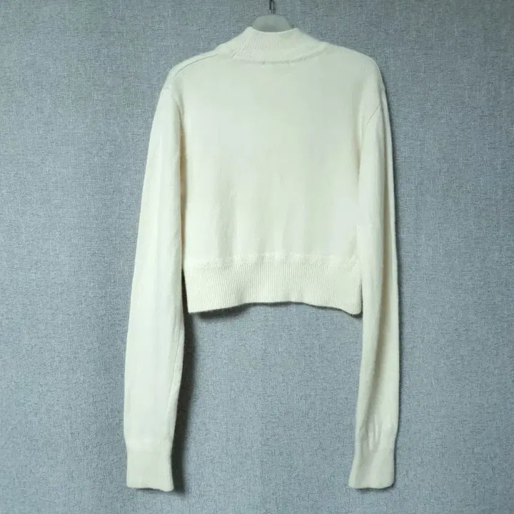 [BUNJANG] Depound Charming Fall Knit Ivory / 드파운드 차밍 폴 니트 아이보리