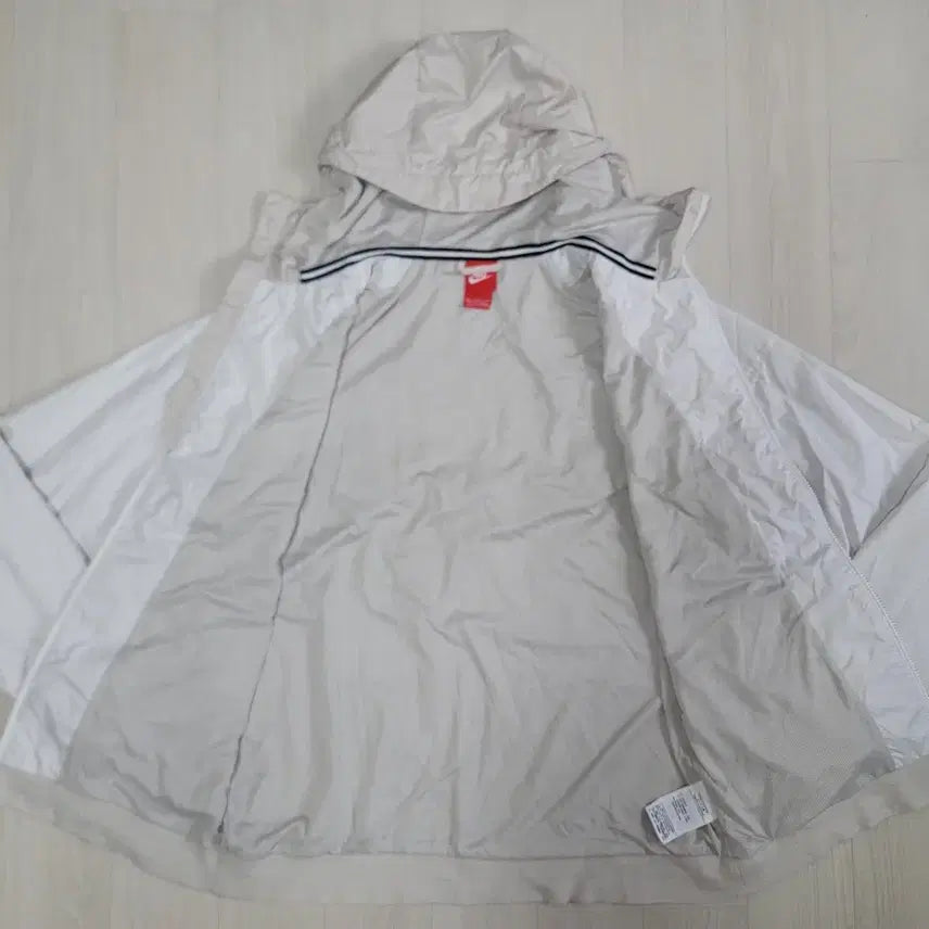 [SOLD OUT] (XXL)나이키 윈드러너 바람막이 후드자켓 판매합니다