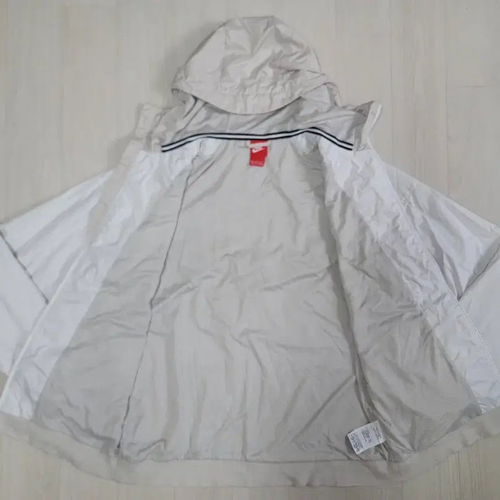 [SOLD OUT] (XXL)나이키 윈드러너 바람막이 후드자켓 판매합니다