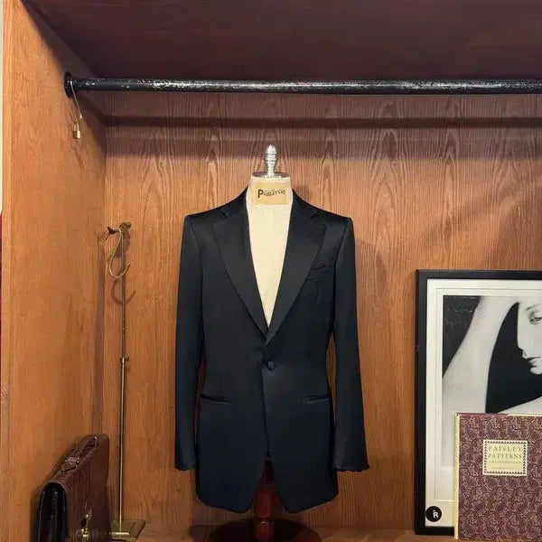 [BUNJANG] Sovereign Tuxedo Jacket 100 / 소버린 턱시도 자켓 100