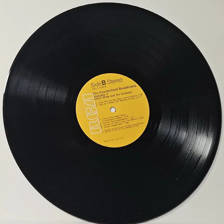 [BUNJANG] Glenn Miller - Chesterfield Broadcasts V1 LP / LP 글렌밀러 - Chesterfield Broadcasts V1(수입)