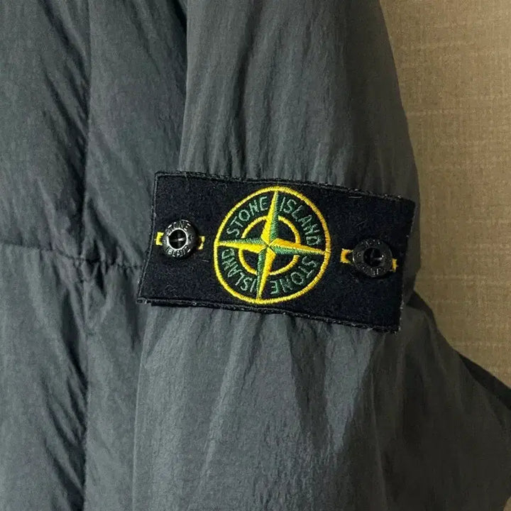 [BUNJANG] Stone Island Crinkle Laps Down Padded Jacket (M) / 스톤아일랜드 크링클랩스 패딩 (m)
