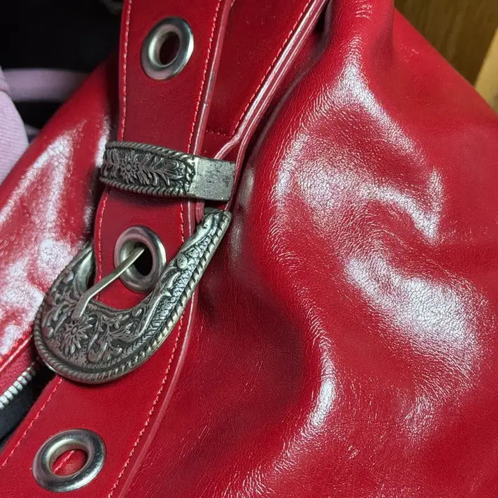 [BUNJANG] The Mysterious Hotel Hobo Bag Cherry Red / 더미스테리어스호탤 호보백 체리레드