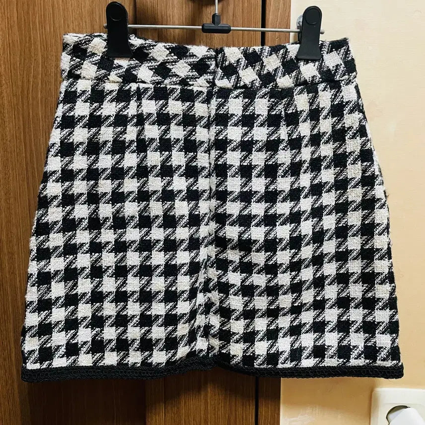 [BUNJANG] Houndstooth Check A-line Mini Skirt / 하운드투스 체크 A라인 미니 스커트