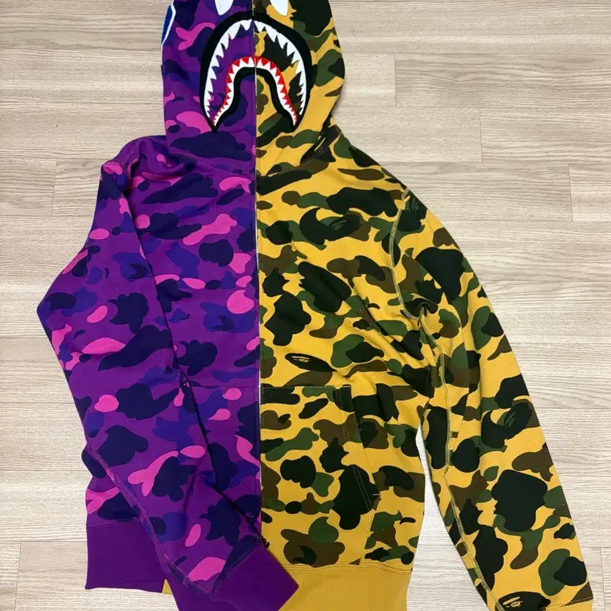 [BUNJANG] BAPE Split Camo Shark Full Zip Hoodie Purple / 베이프 스플릿 카모 샤크 풀 집 후드 퍼플