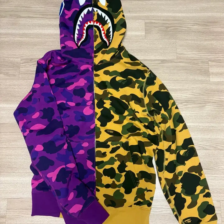 [BUNJANG] BAPE Split Camo Shark Full Zip Hoodie Purple / 베이프 스플릿 카모 샤크 풀 집 후드 퍼플