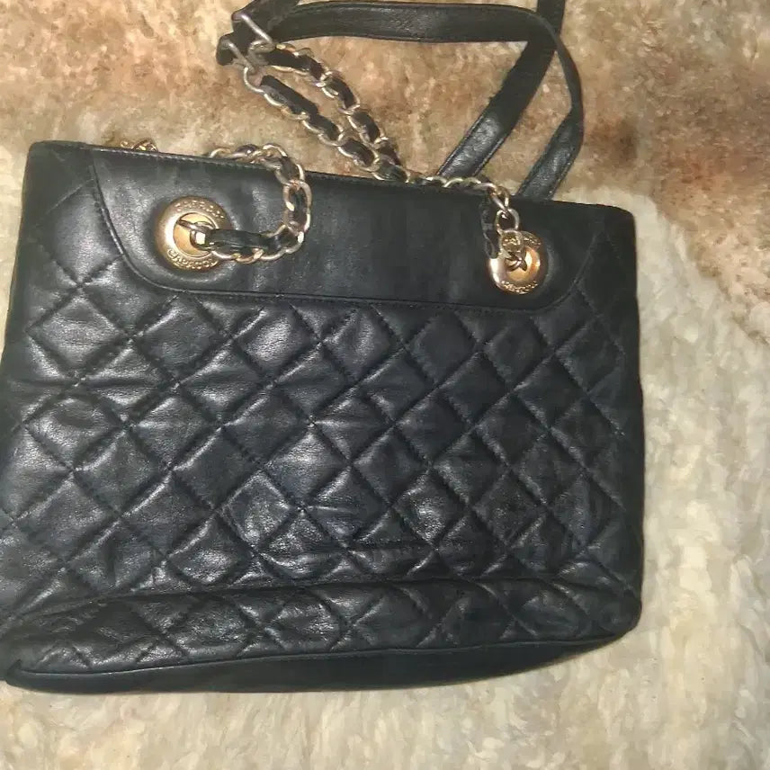 [BUNJANG] CAIVCCI Black Quilted Chain Shoulder Bag / CAIVCCI 블랙 퀼팅 체인 양가죽숄더백