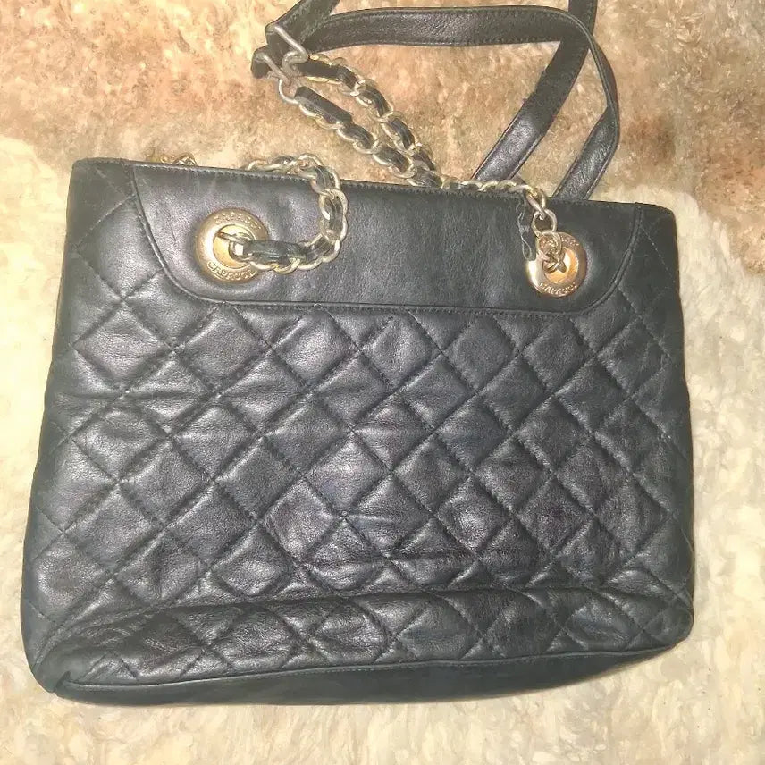 [BUNJANG] CAIVCCI Black Quilted Chain Shoulder Bag / CAIVCCI 블랙 퀼팅 체인 양가죽숄더백