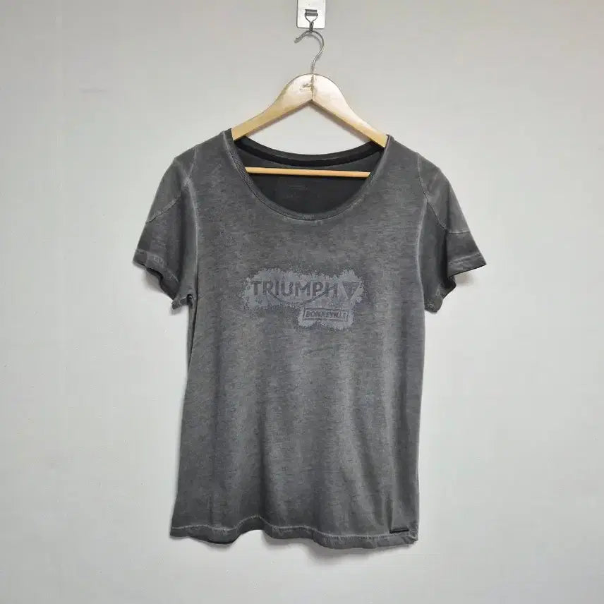 [BUNJANG] Triumph Y2K Vintage Washed T-shirt / 트라이엄프 y2k 빈티지 워싱 티셔츠 Free - T9