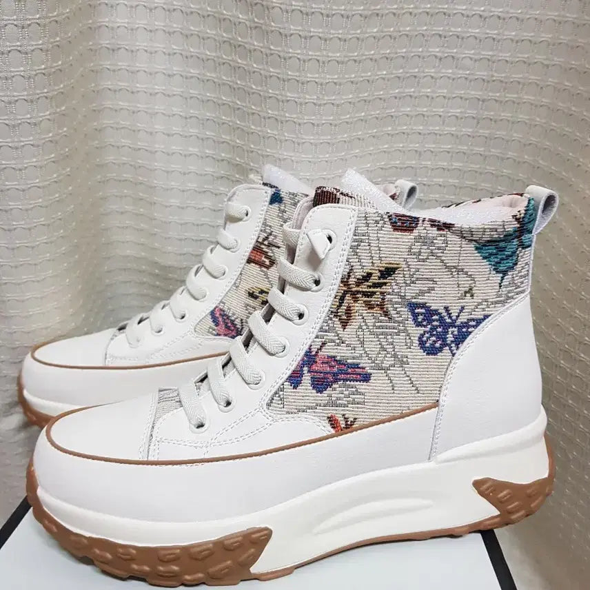 [BUNJANG] Suryo Leather High-Top Sneakers / 새것)250 슈리오 소가죽 키높이 하이탑 스니커즈