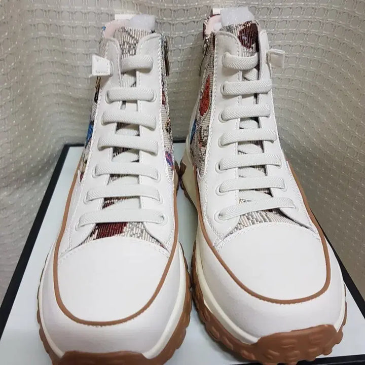 [BUNJANG] Suryo Leather High-Top Sneakers / 새것)250 슈리오 소가죽 키높이 하이탑 스니커즈